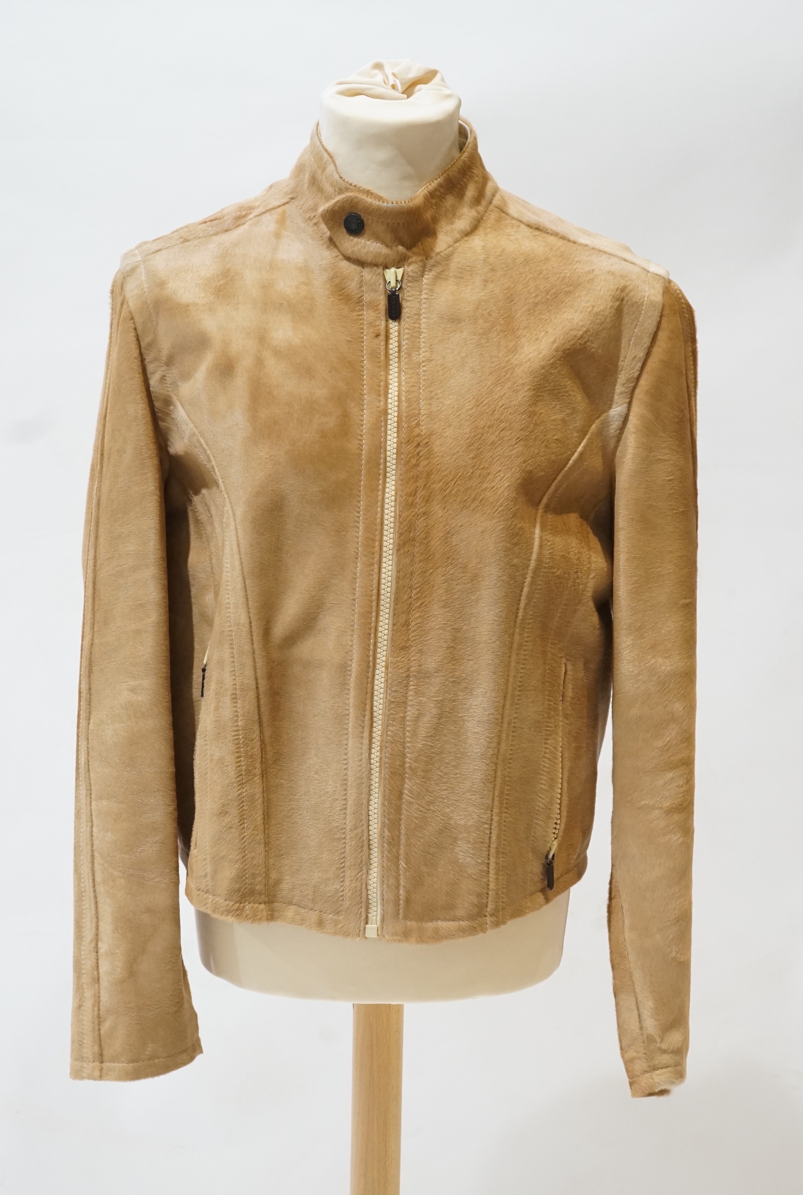 A gentleman's Gucci pony skin bomber jacket, Italina size 54 (UK 44)